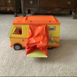 Vintage Barbie Country Camper